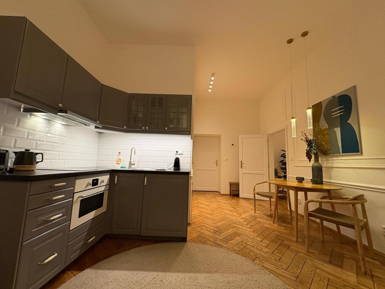 Enjoy Apartment